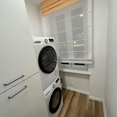 Luksusowy Apartament Blisko Dworca דירה שצ'צ'ין