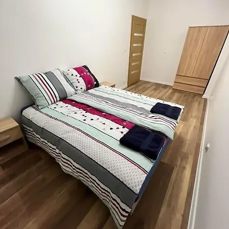 דירה Luksusowy Apartament Blisko Dworca שצ'צ'ין